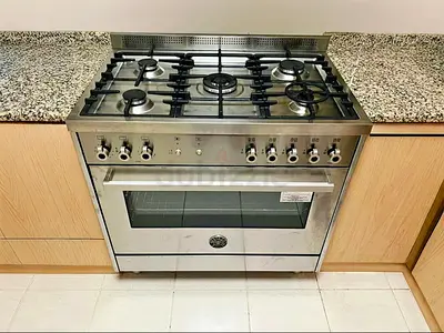 La Germania 5-Burner Full Gas Cooker – 90×60 cm Safety  convenience