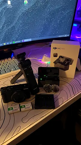 Sony ZV1 - 2 Dji mic - extra batteries