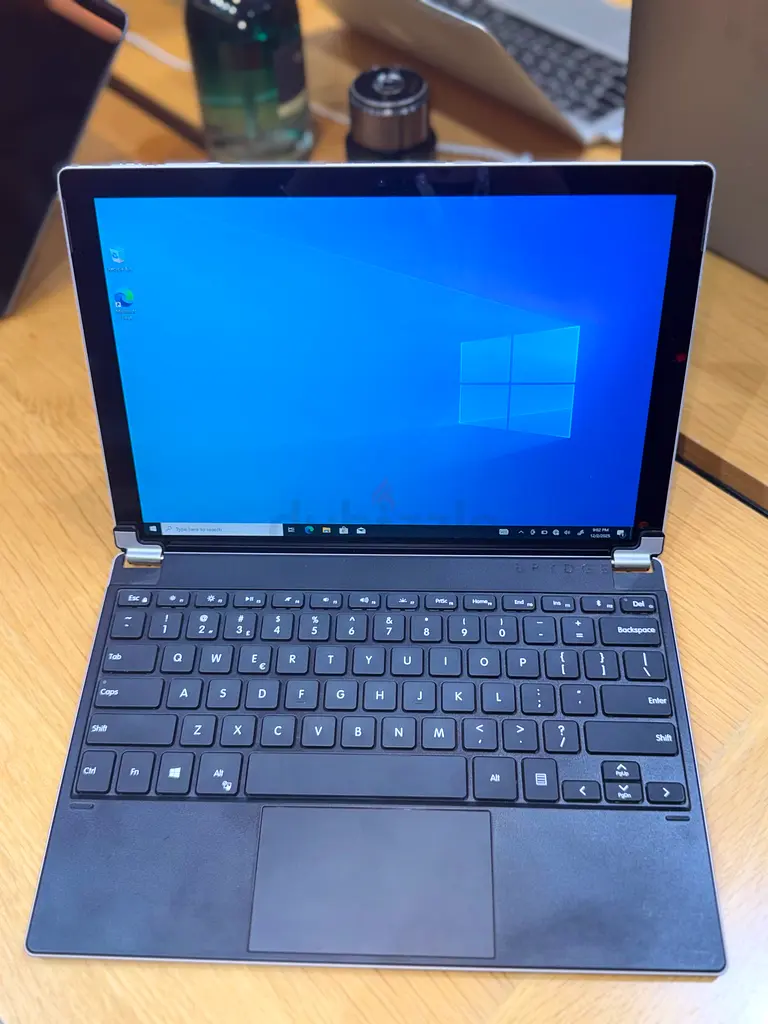 Microsoft Surface Pro 5 i5/8gb/256gb SSD 12.3 Touch