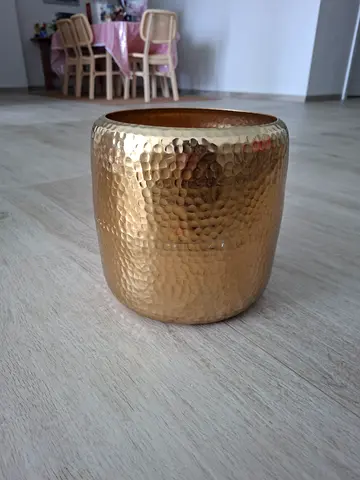 Chic Gold Hammered Decorative Stool