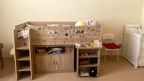 Loft bed