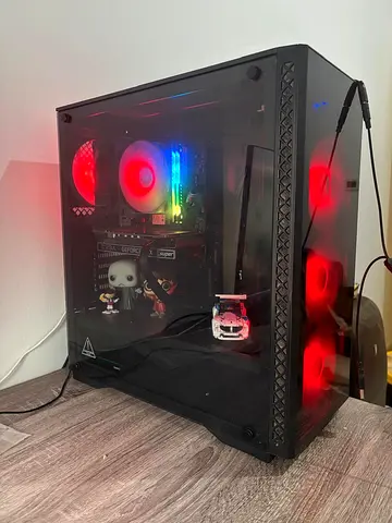 Gaming pc with gaming monitor