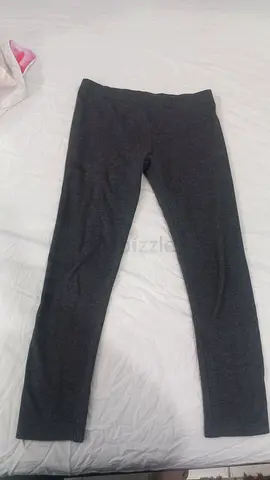 Cotton leggings for a girl, size 8 to 9 years