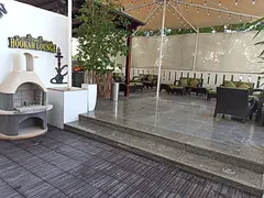 Hookah Lounge Space Available for Lease – Poolside Outdoor Venue