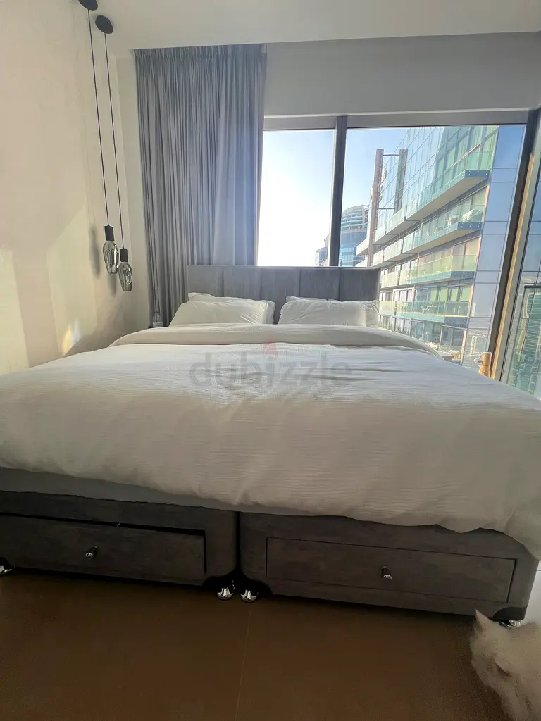 Cama