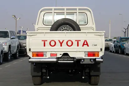 2025 Toyota LAND CRUISER 70 SERIES 照片 3