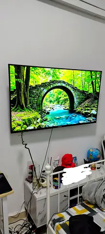Sleek 50-inch Nikai LED TV in Excellent Condition