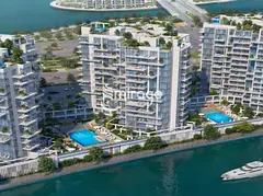 Canal View | Best Location | Modern 4BR