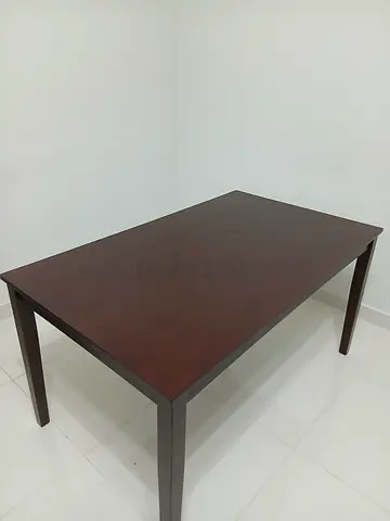 Stylish and Functional Dining Table