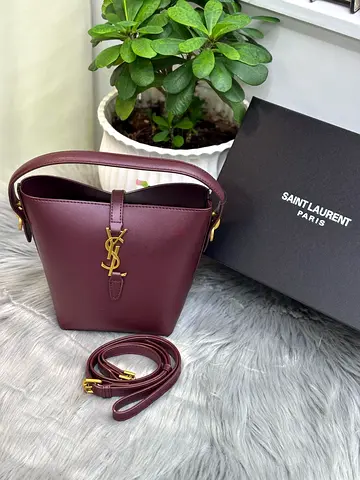 Ladies bag