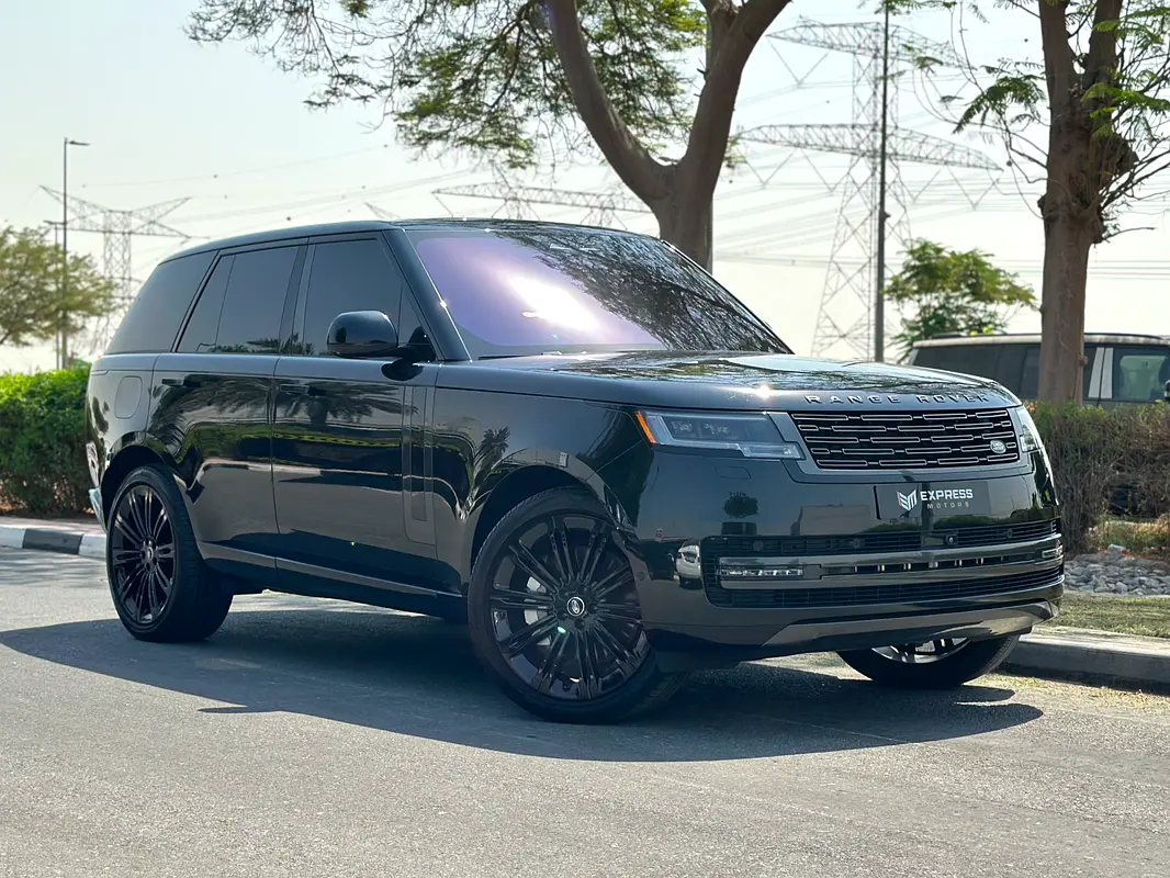 Land Rover Range Rover 2023 — photo 1 of 15