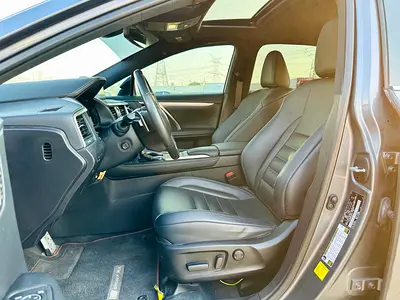 صورة مصغرة 3 لـ 2021 Lexus RX-SERIES