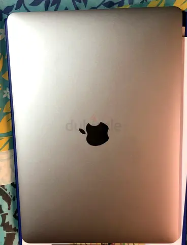 Apple MacBook Pro space gray 2017  - Excellent Condition