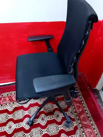 Herman Miller embody chair