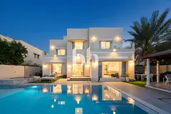 One of a kind | Lake view | Private Pool | Jacuzzi