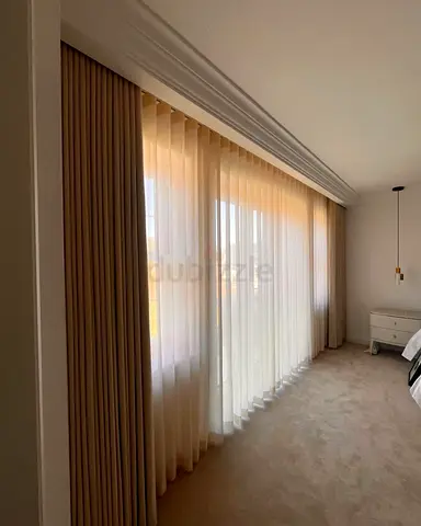 → Curtains  Blinds