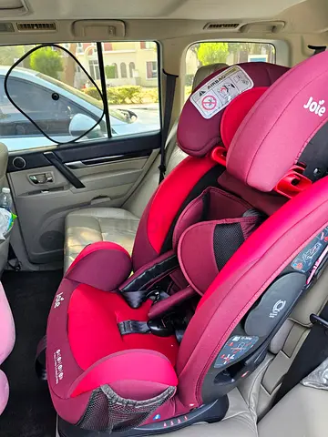 Joie Car Seat - VERY GOOD CONDITION - CLEAN