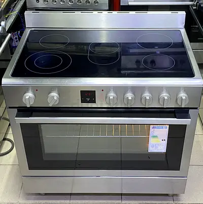 Bosch Electric Ceramic Stove 5 Hobs Mint Condition 90×60cm Size Working Order Perfect