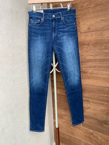 Ralph Loren Skinny Stylish Dark Blue Jeans in Great Condition, s27