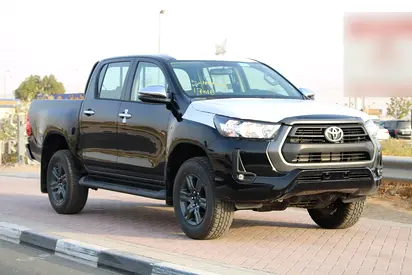LHD - TOYOTA HILUX 2.4L DIESEL 4 X 4 DOUBLE CABIN ACTIVE MANUAL - EXPORT ONLY TO TOGO