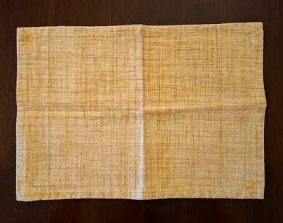 2 Small Decor Cloths Beige and Off White Colors ٢ مفرش صغير