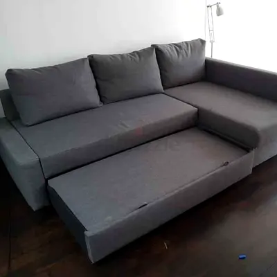 Cozy and Versatile Sectional Sofa in Grey