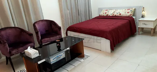 Furnished room for a couple in Mirdif