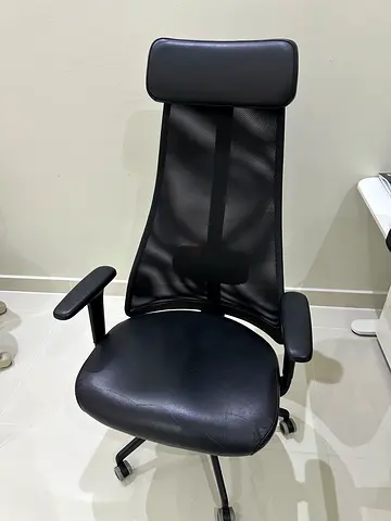 Ikea JÄRVFJÄLLET Office Chair with adjustable Armrests