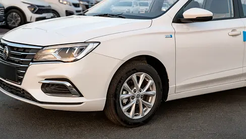 MG MG5, миниатюра 6