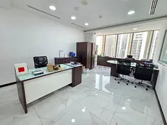 Office for Sale with 3 Parkings