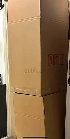 22 used boxes for moving shifting
