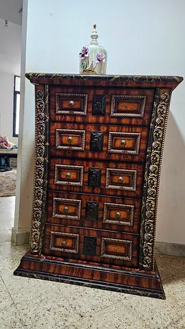 Elegant Vintage Wooden Chest of Drawers