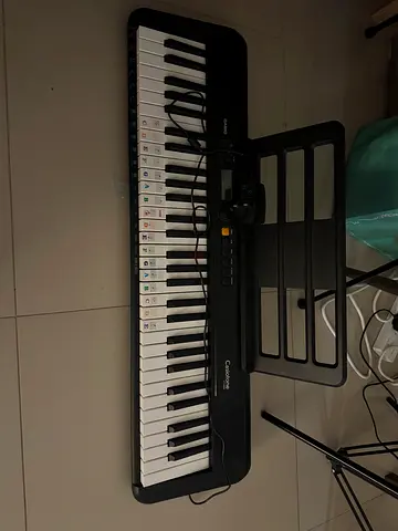 Casio Electronic Keyboard for Sale - Perfect for Beginners