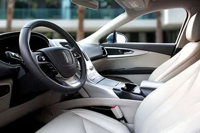 2020 Lincoln NAUTILUS 照片 9