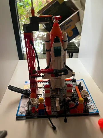 Creative LEGO Space Shuttle Set