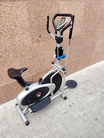 Marshall fitness elliptical cross trainer