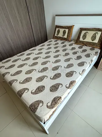 Queen size bed with Mattress for sale