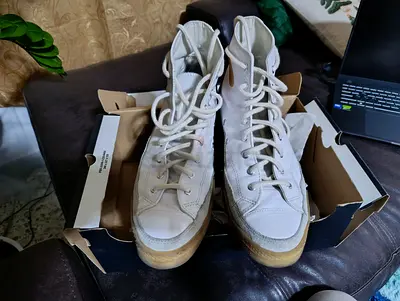 Converse Shoes Size 11-12 US