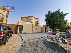 Villa for annual rent: 4 bedrooms, living room, and majlis. Electricity included. Easy access to Dub