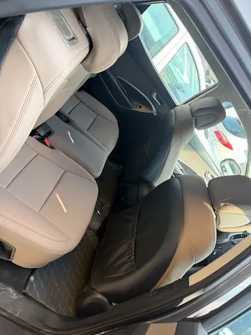2015 Hyundai SANTA FE — миниатюра 9