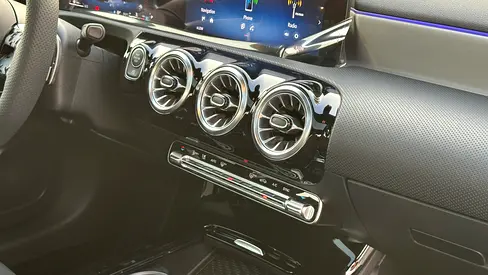Mercedes-Benz A-Class A 200 AMG, миниатюра 10