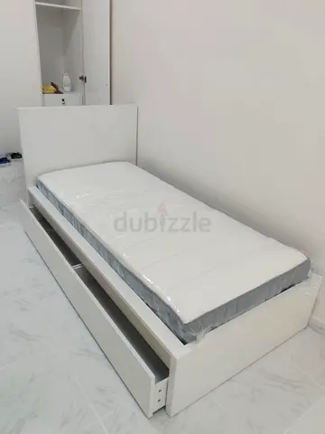 Malam single bed 90/200 with  IKEA mattress and 2 storage drawers