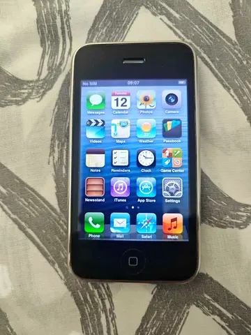 iPhone 3GS