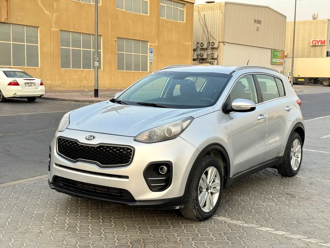 Kia Sportage 2018 — photo 1 of 13