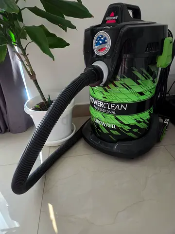 Bissell PowerClean Wet/Dry Vacuum.