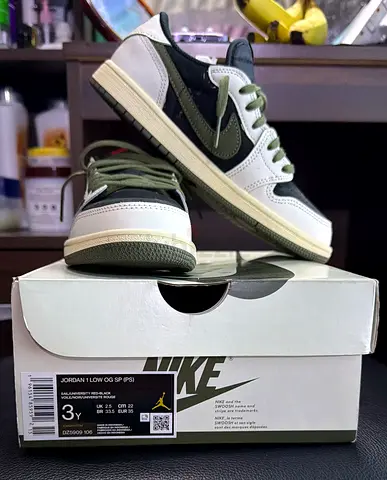 Nike Travis Scott Jordan 1 Low OG Sneakers - Size 3Y