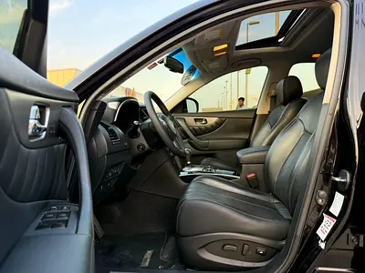 2018 Infiniti QX70 — фото 8