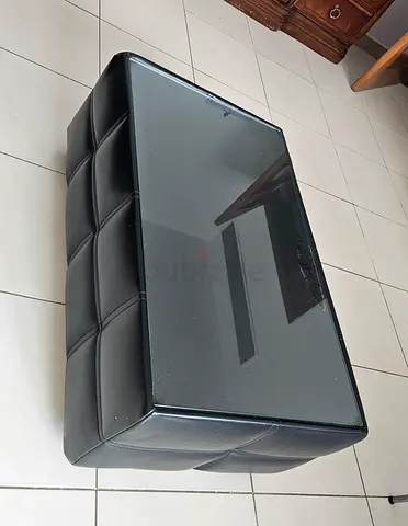 SOFA TABLE