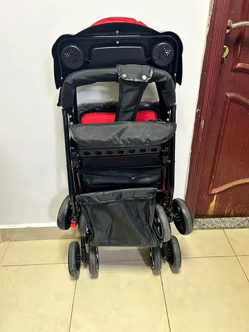 Lightweight and Convenient Twin Stroller for Your little one (Age 3- 18 months)