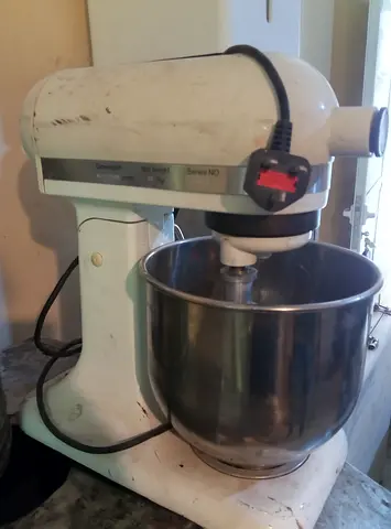 Reliable Kitchen Aid Stand Mixer for Sale